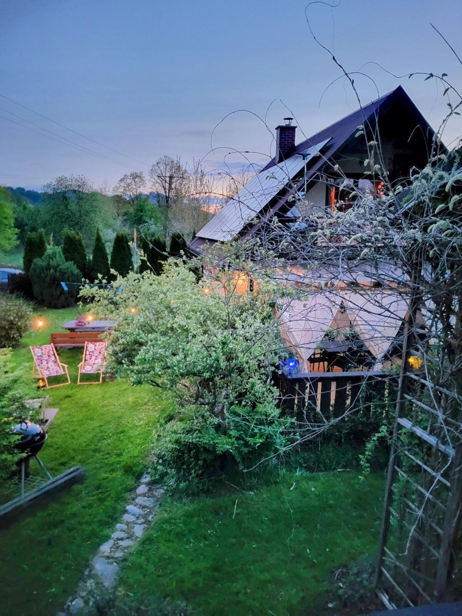 Smyrkowy Dom Z Kominkiem Z Goraca Balia Kolo Karpacza Janowice Wielkie Exteriör bild
